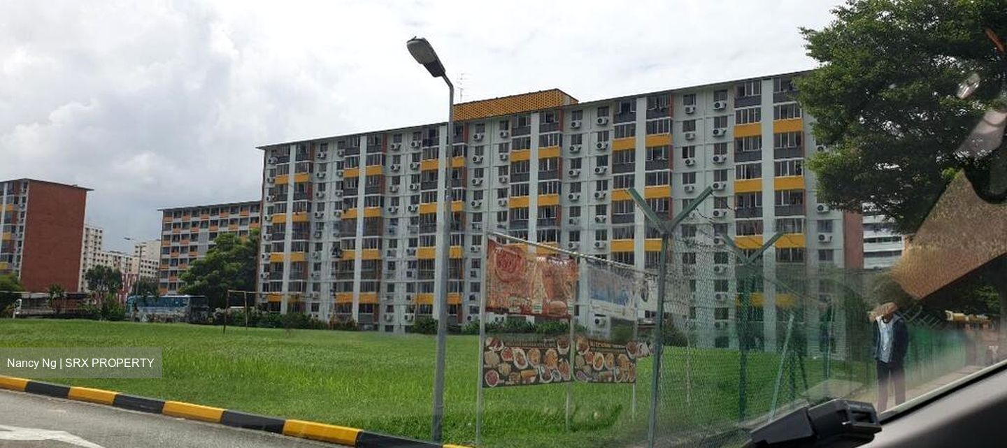 Jurong West Avenue 5 (D22), Apartment #463913371